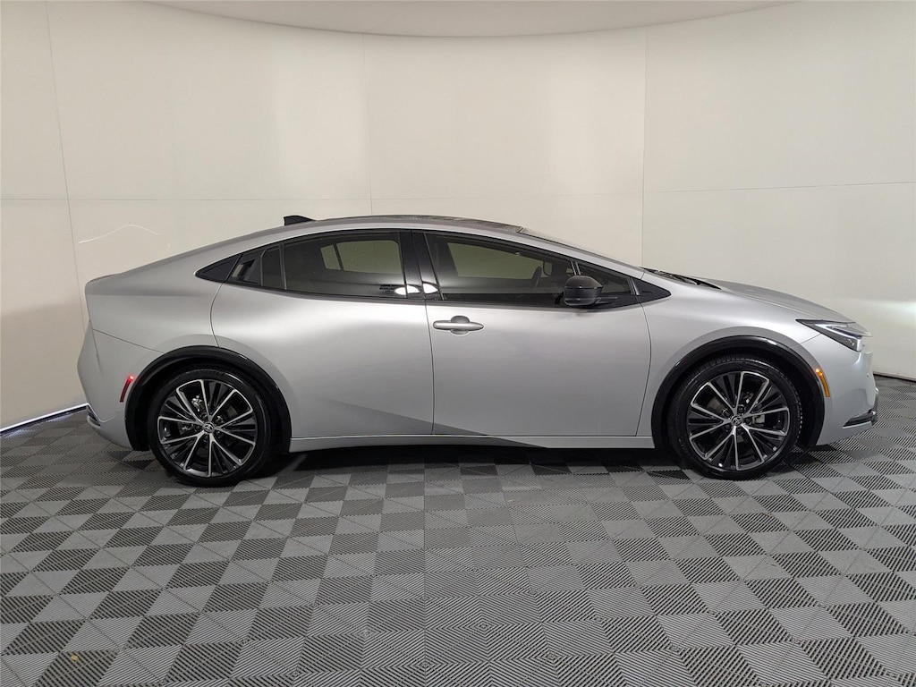 Certified 2024 Toyota Prius XLE Hatchback