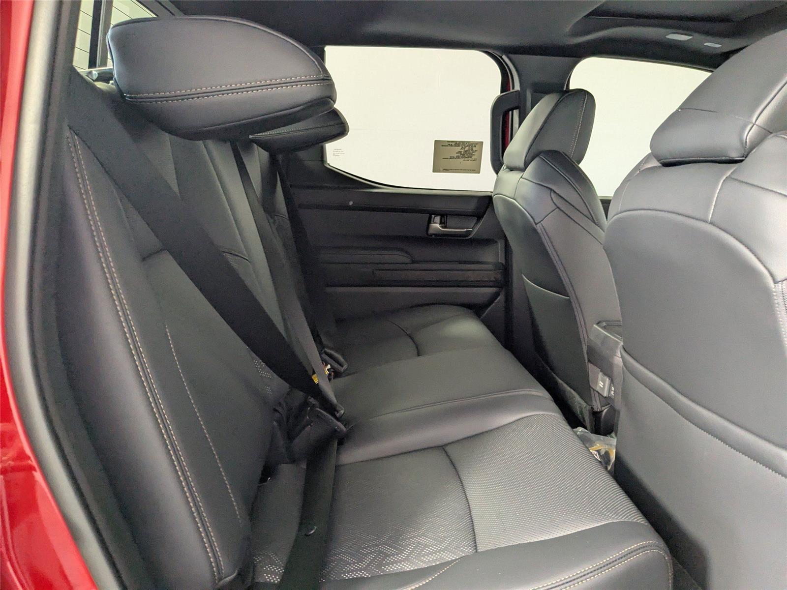 2025 Toyota Tacoma 4x4 Limited photo 2