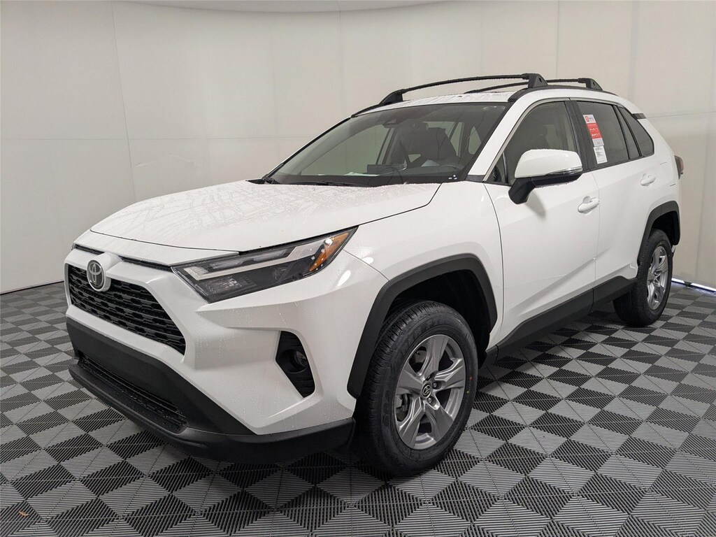 New 2025 Toyota RAV4 XLE SUV