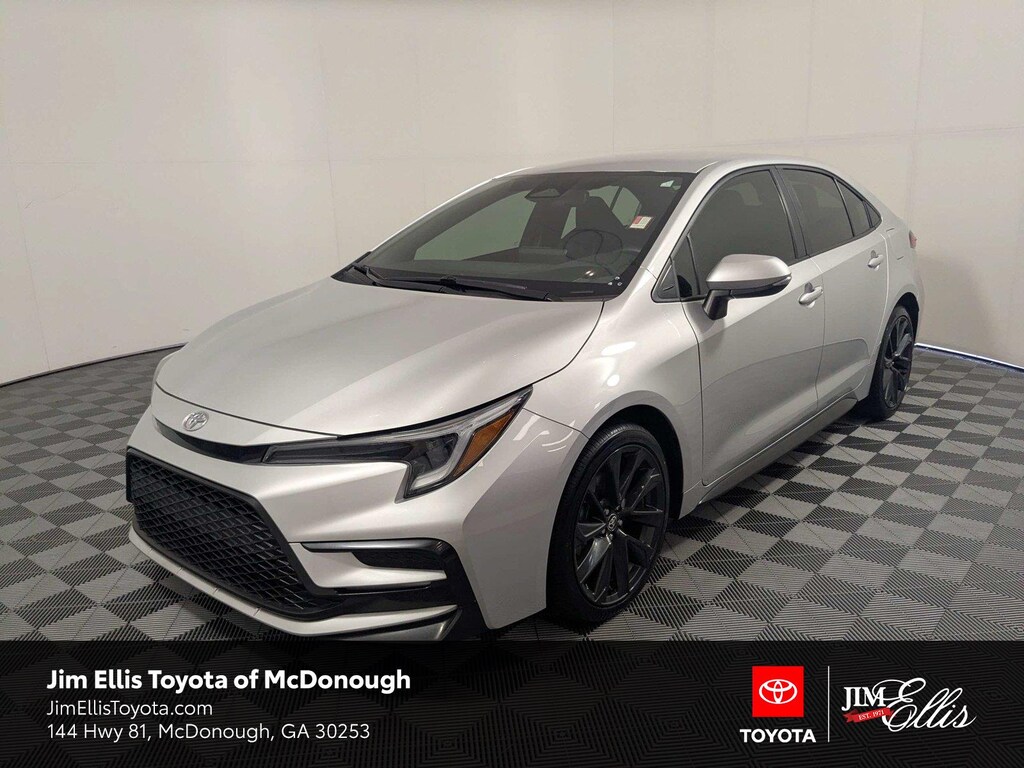 Used 2024 Toyota Corolla SE Sedan