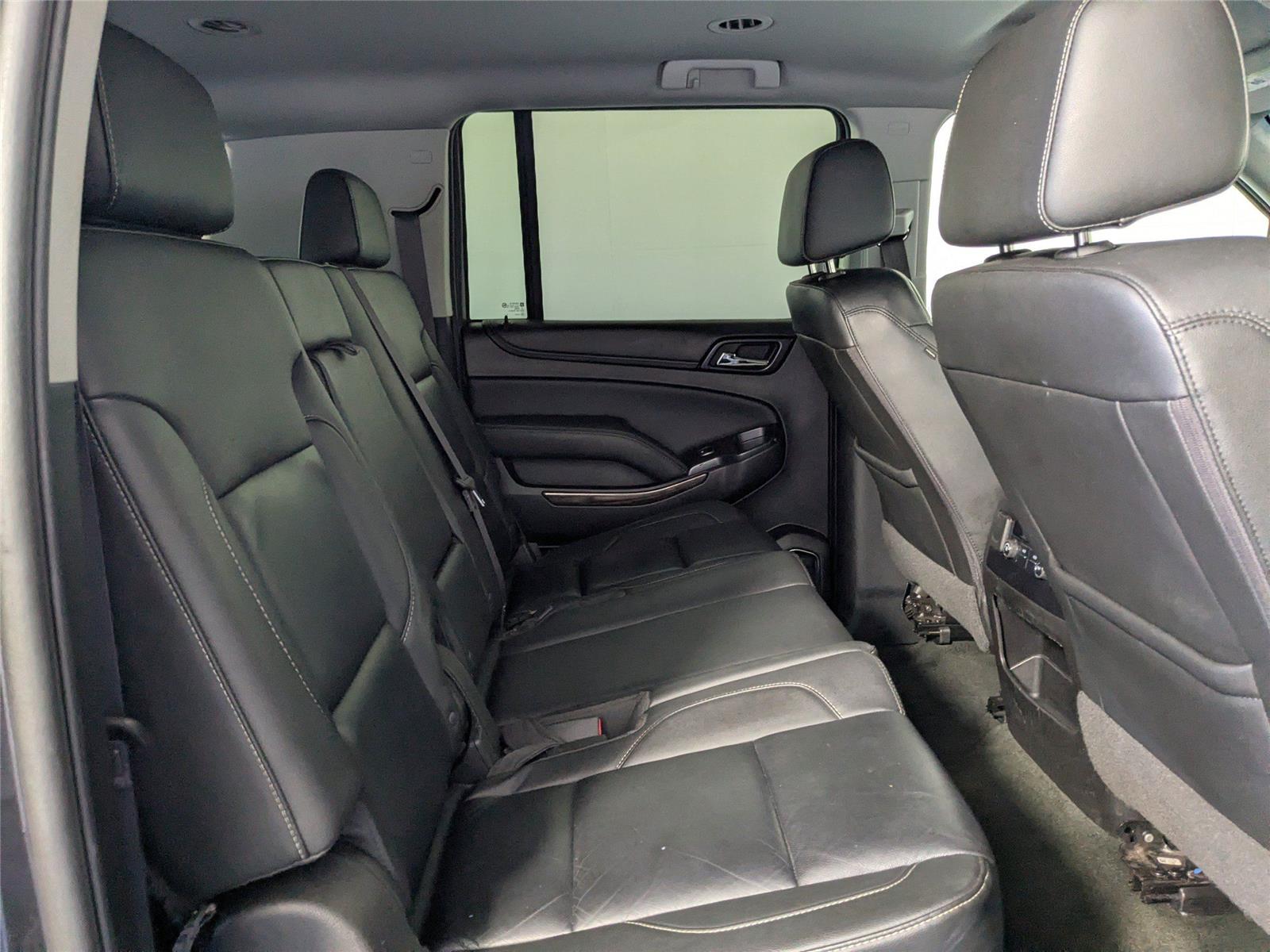 2017 Chevrolet Suburban LT photo 2
