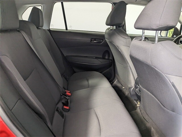 2024 Toyota Corolla Cross LE photo 3