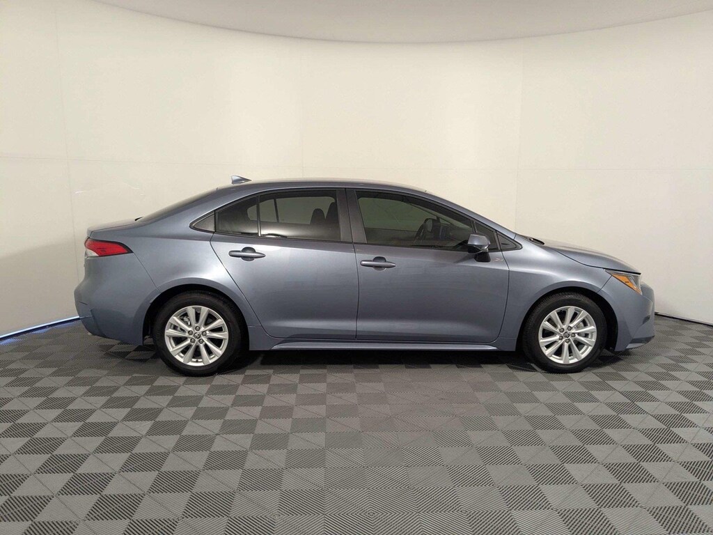 Used 2025 Toyota Corolla LE Sedan