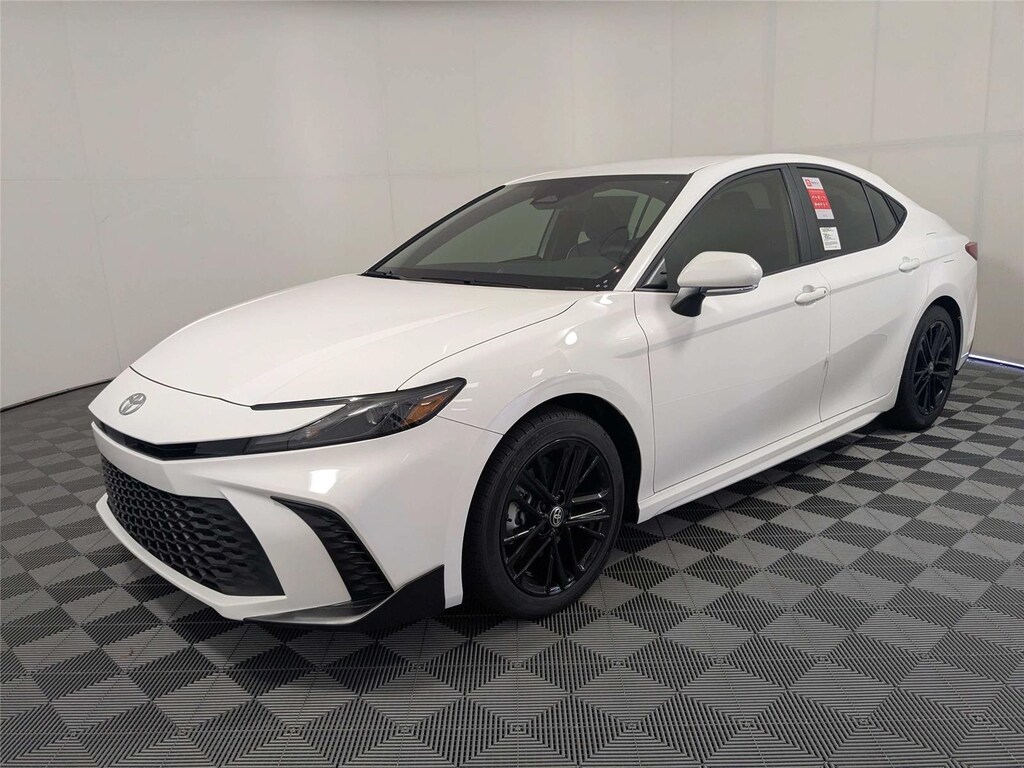 New 2026 Toyota Camry SE Sedan