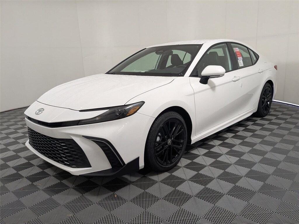 New 2026 Toyota Camry SE Sedan