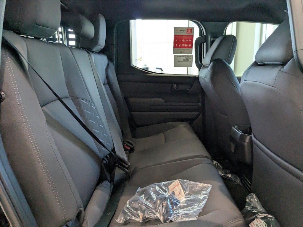 New 2025 Toyota Tacoma SR5 Truck