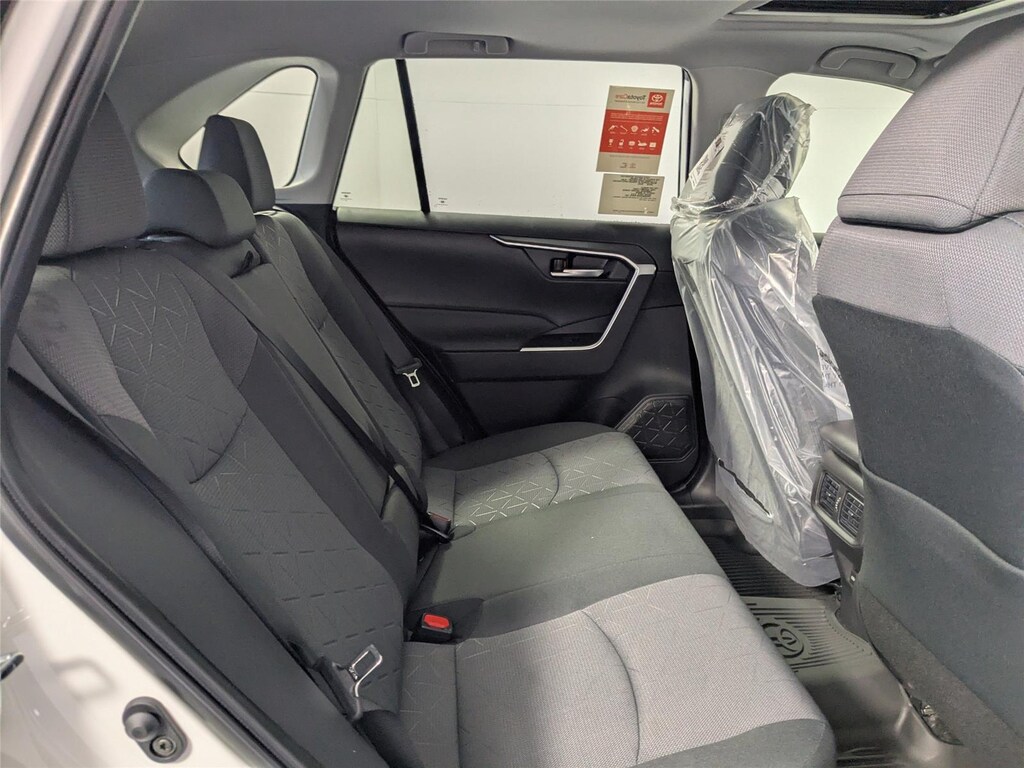 New 2025 Toyota RAV4 XLE SUV