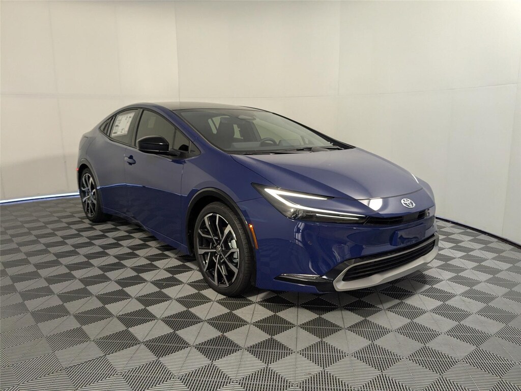 New 2025 Toyota Prius Plug-In Hybrid XSE Hatchback