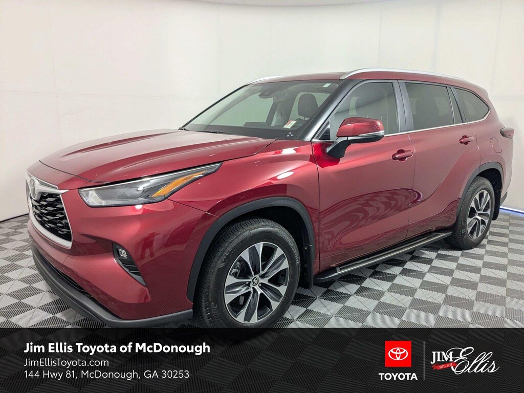 Used 2025 Toyota Highlander XLE SUV