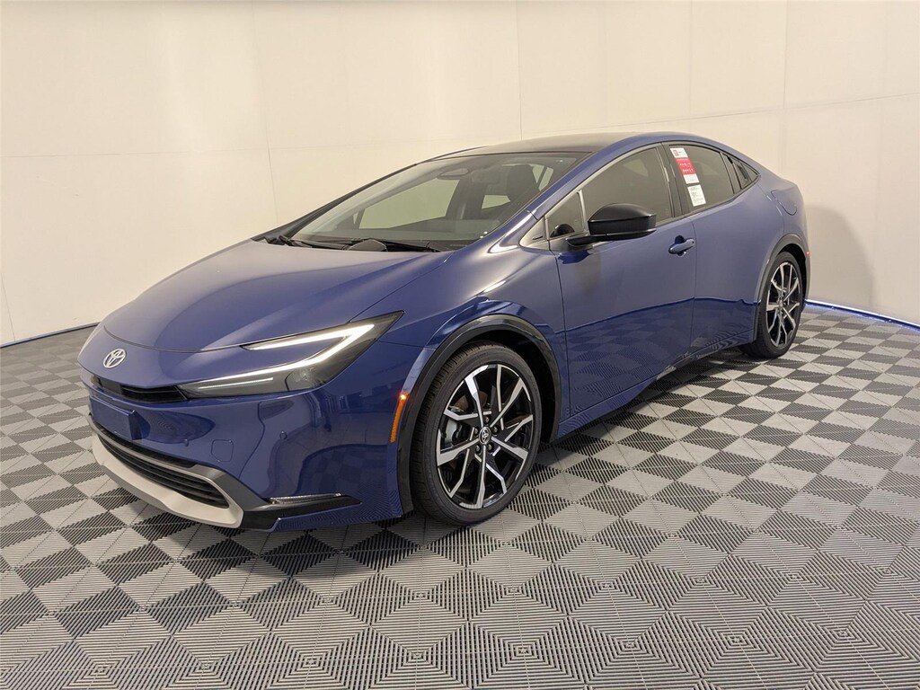 New 2025 Toyota Prius Plug-In Hybrid XSE Hatchback