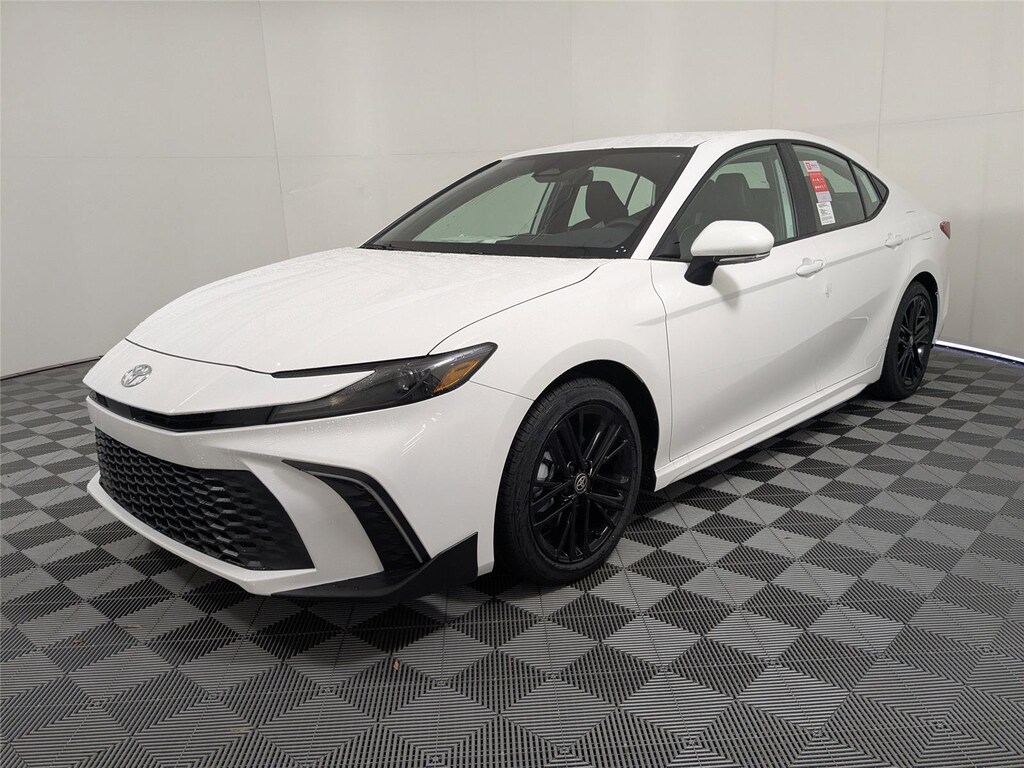 New 2026 Toyota Camry SE Sedan