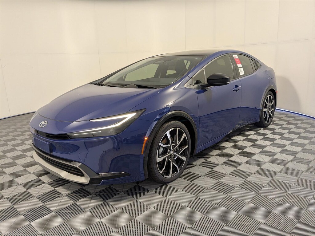 New 2025 Toyota Prius Plug-In Hybrid XSE Hatchback