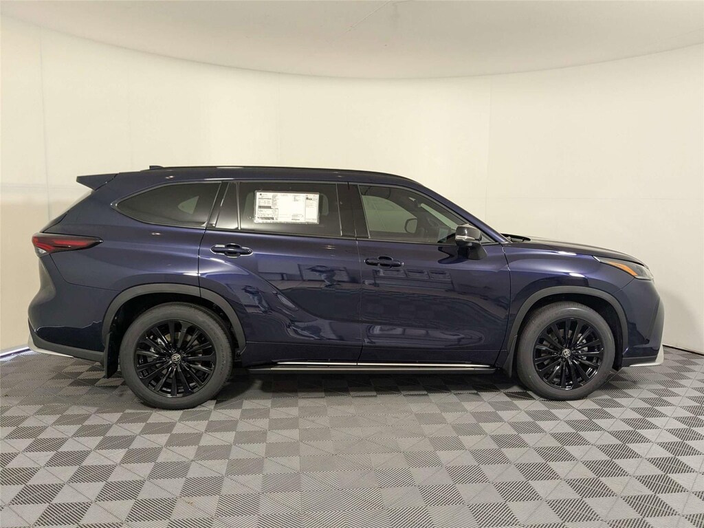 New 2026 Toyota Highlander XSE SUV