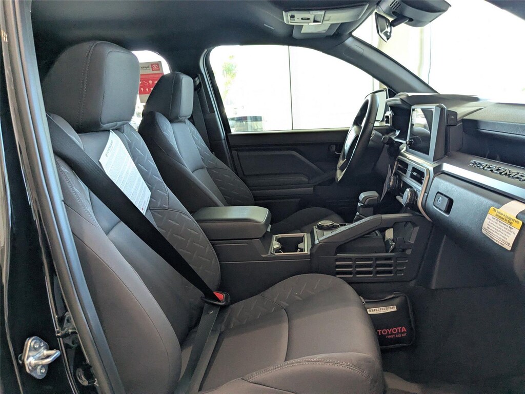 New 2025 Toyota Tacoma SR5 Truck