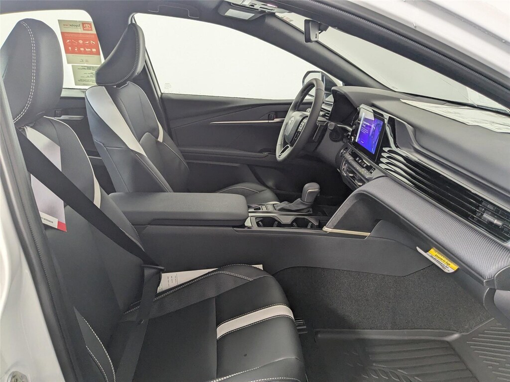 New 2026 Toyota Camry SE Sedan