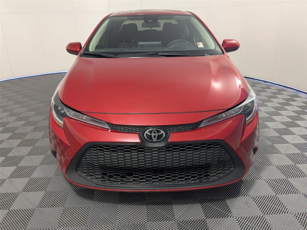 Used 2021 Toyota Corolla LE Sedan