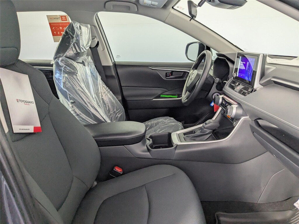 New 2025 Toyota RAV4 LE SUV