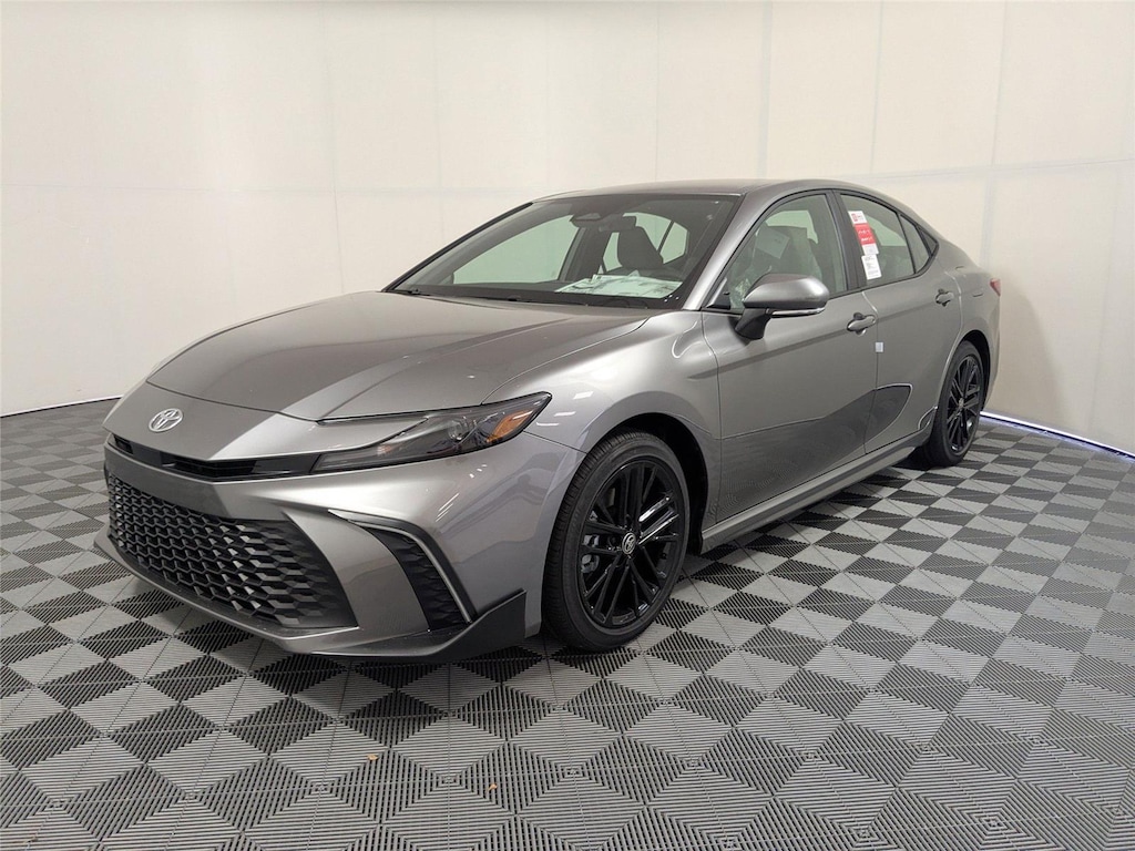 Used 2026 Toyota Camry SE Sedan