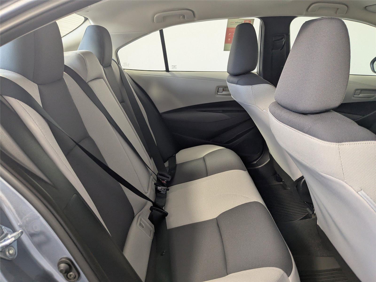 2026 Toyota Corolla LE photo 2
