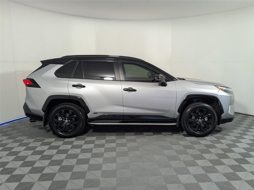 Used 2024 Toyota RAV4 Hybrid XSE SUV