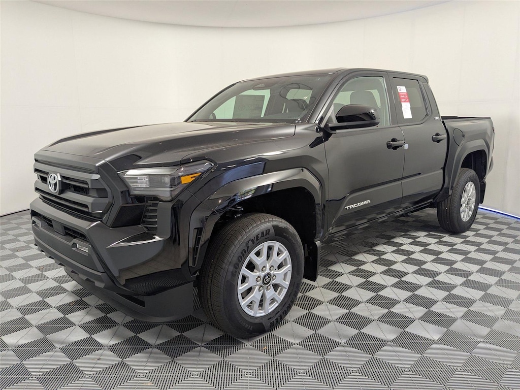 New 2025 Toyota Tacoma SR5 Truck