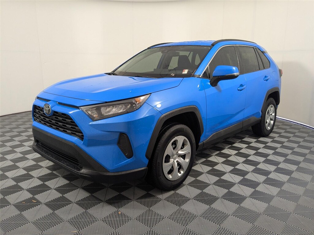 Used 2020 Toyota RAV4 LE SUV