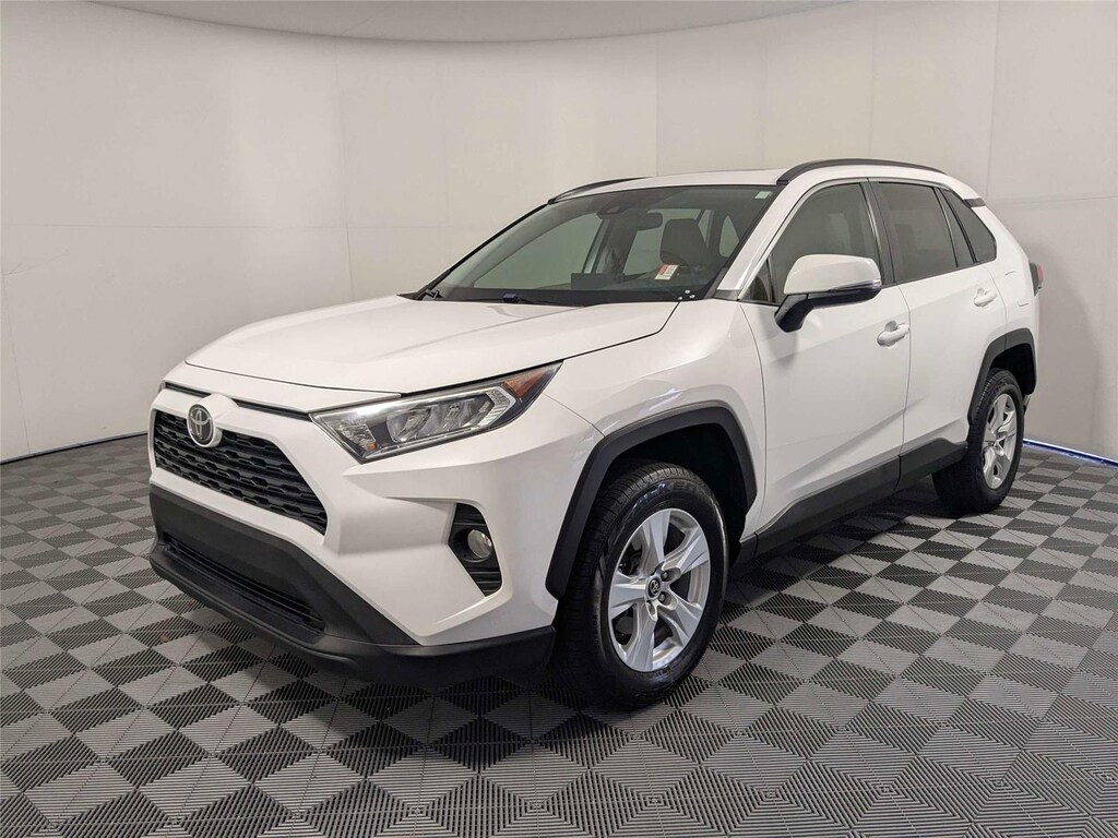 Used 2021 Toyota RAV4 XLE SUV