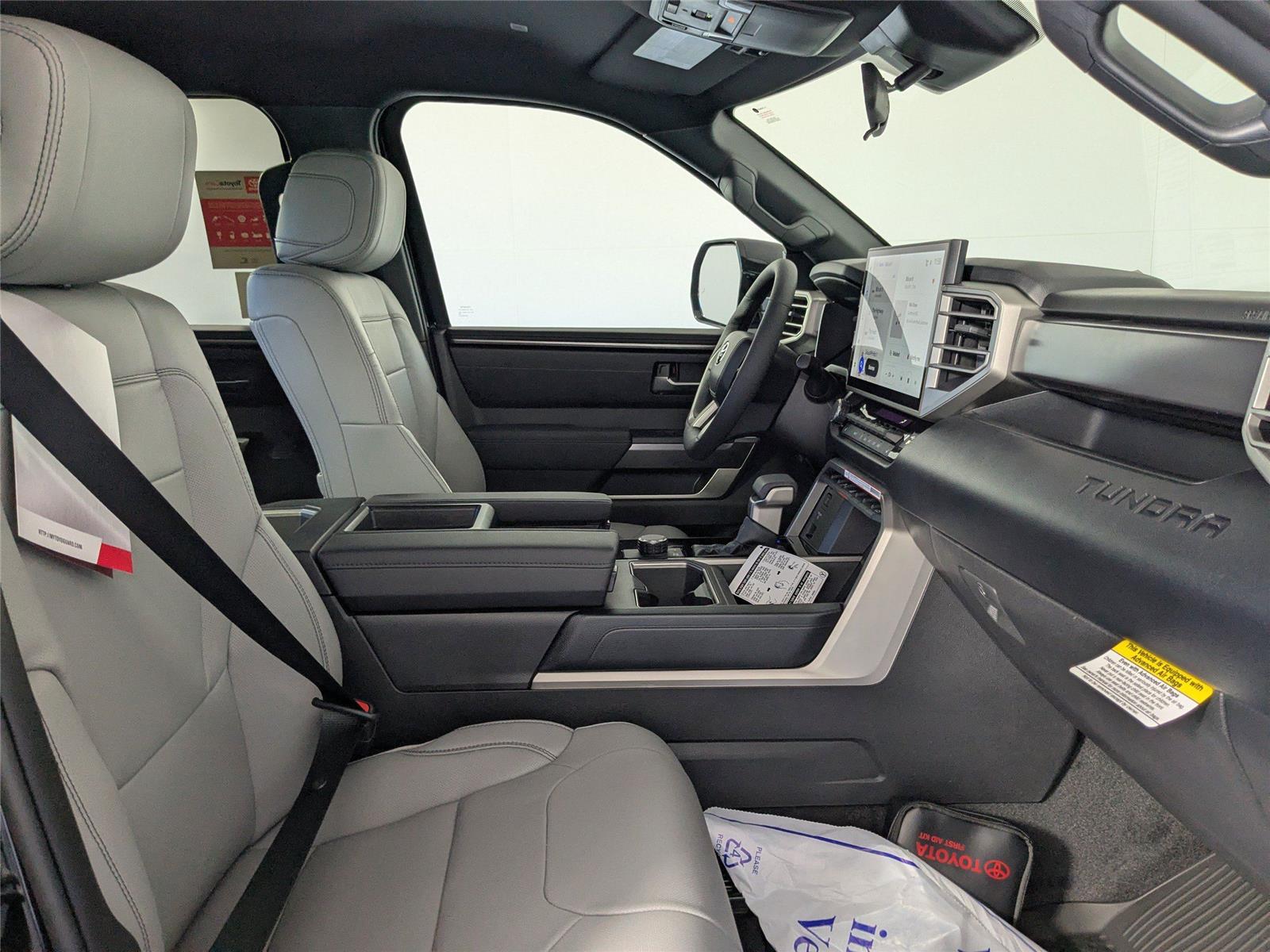 2026 Toyota Tundra SR5 CrewMax photo 3