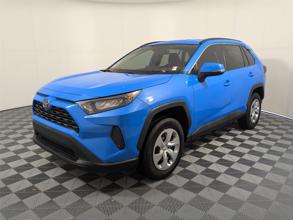 Used 2020 Toyota RAV4 LE SUV