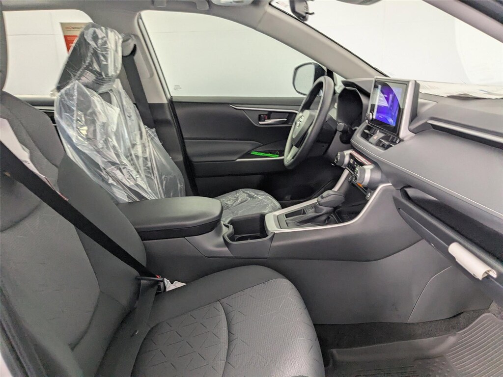 New 2025 Toyota RAV4 XLE SUV