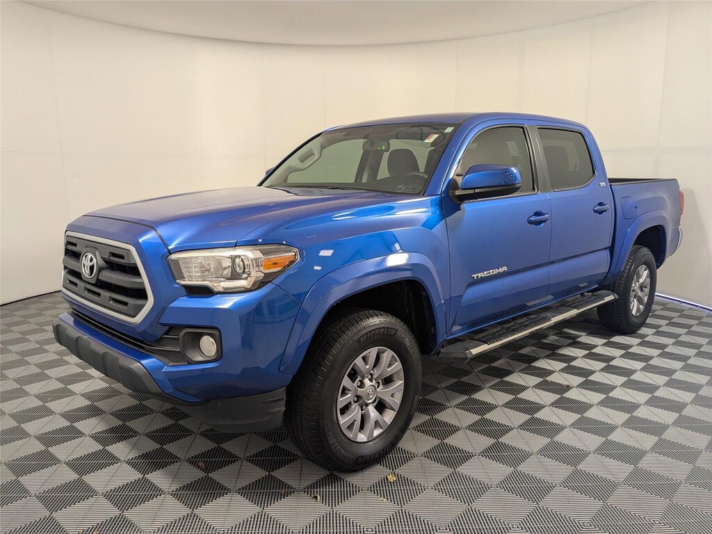 Used 2017 Toyota Tacoma SR5 V6 Truck