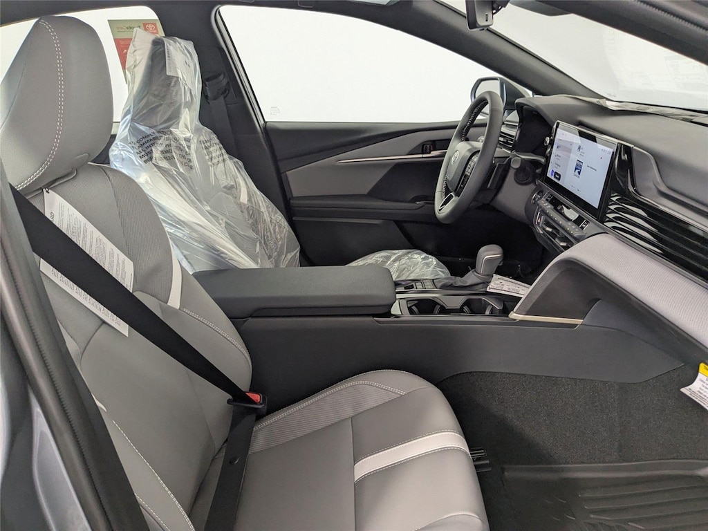 Used 2026 Toyota Camry SE Sedan