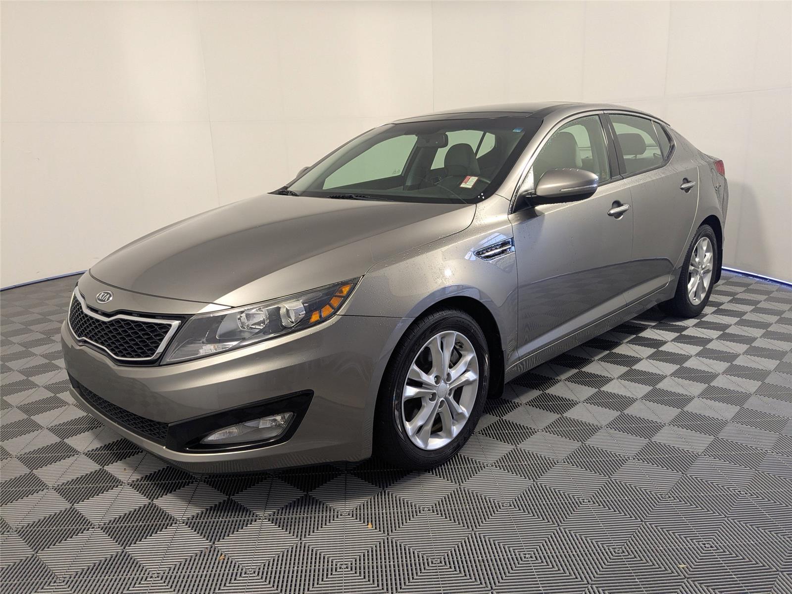 2012 Kia Optima EX's photo