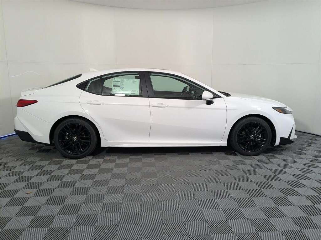 New 2026 Toyota Camry SE Sedan