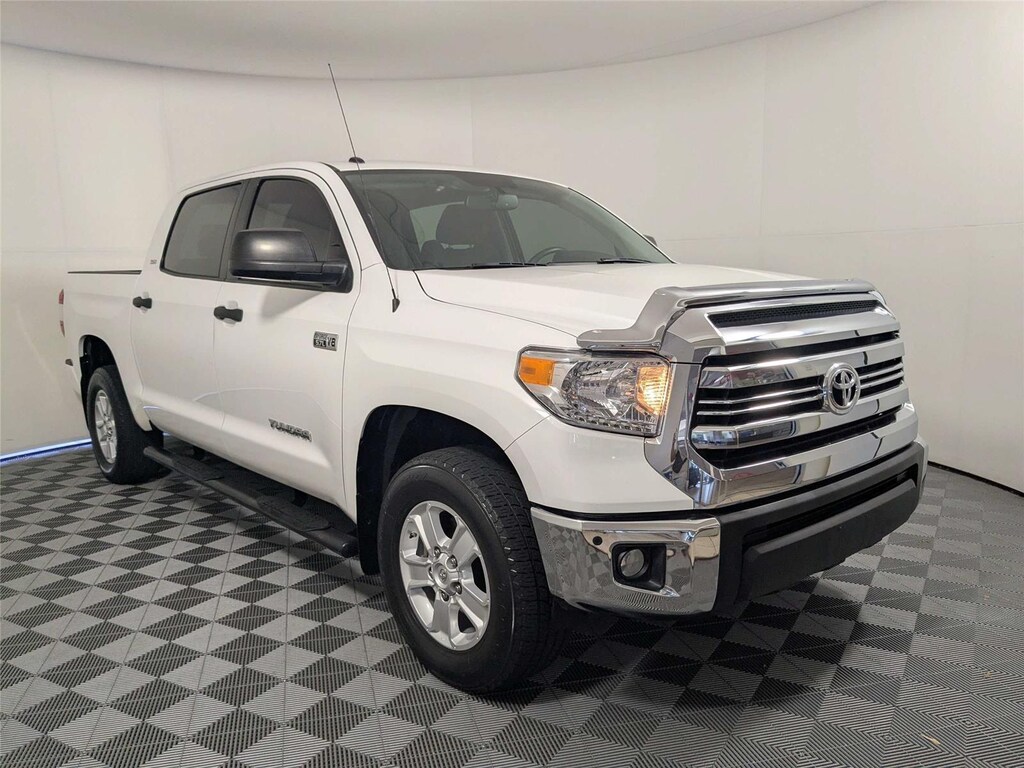 Used 2017 Toyota Tundra SR5 CrewMax