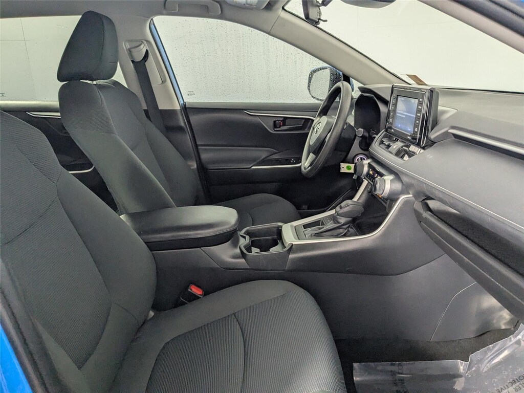 Used 2020 Toyota RAV4 LE SUV