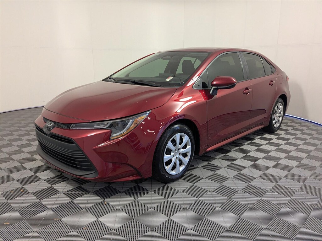 Certified 2025 Toyota Corolla LE Sedan