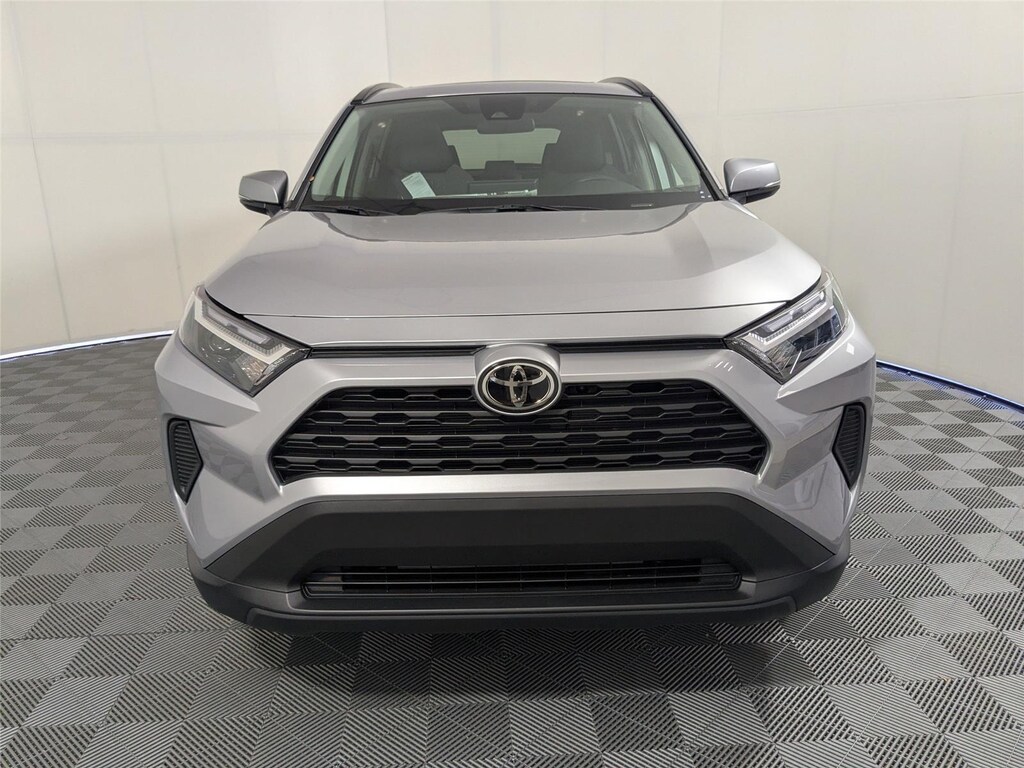 New 2025 Toyota RAV4 XLE SUV