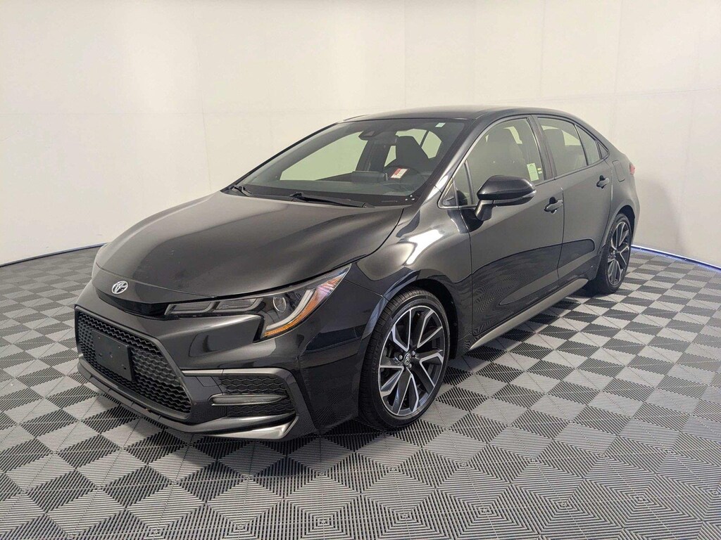 Used 2021 Toyota Corolla SE Sedan