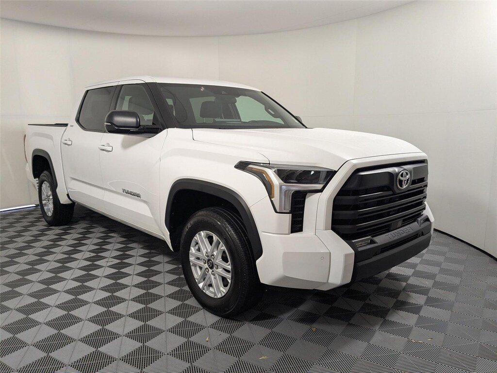 Used 2025 Toyota Tundra SR5 CrewMax