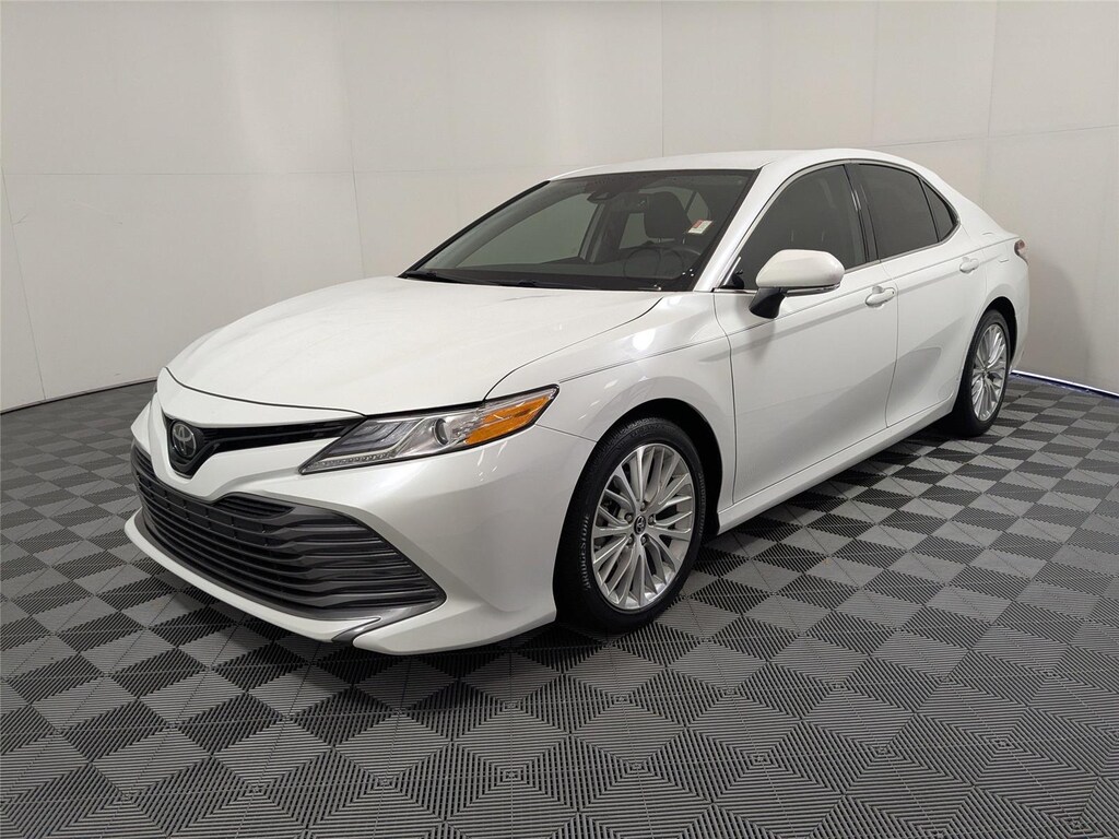 Certified 2019 Toyota Camry XLE Sedan