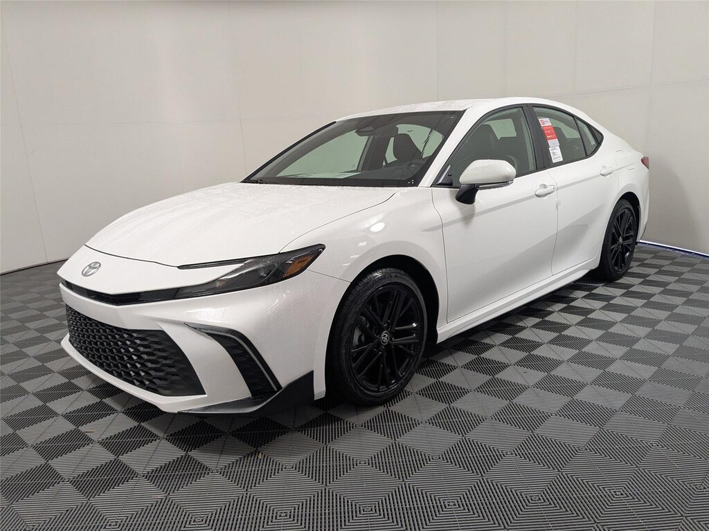 New 2026 Toyota Camry SE Sedan