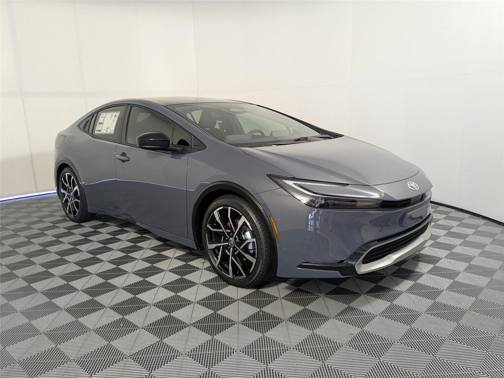 New 2026 Toyota Prius Plug-In Hybrid XSE Premium Hatchback