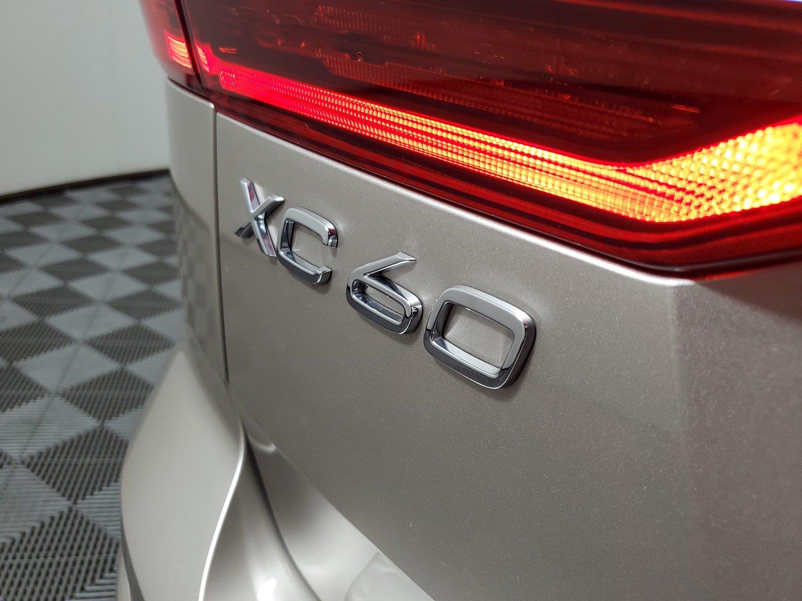 2026 Volvo XC60 Ultra - Photo 8