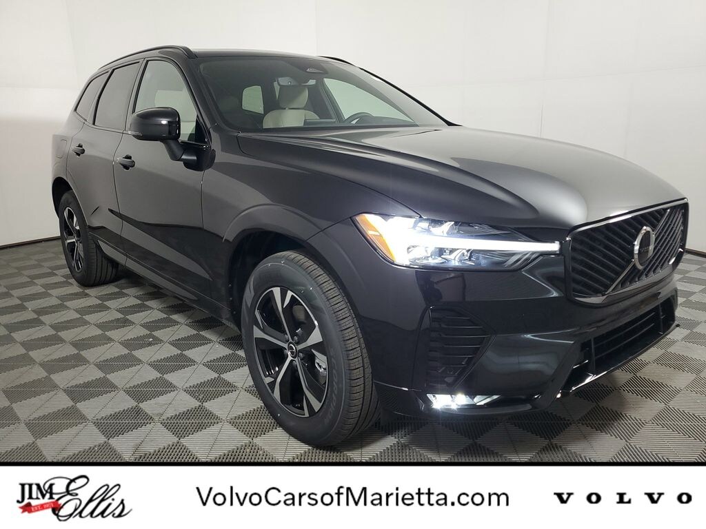 New 2026 Volvo XC60 B5 Core SUV