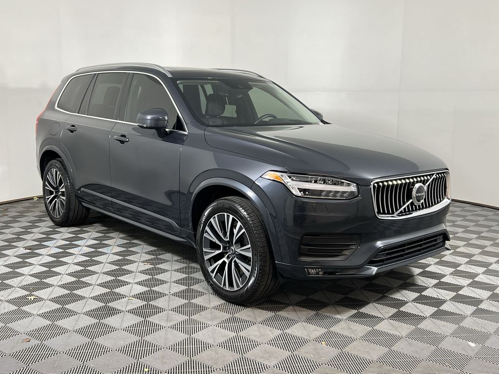 2021 Volvo XC90 T6 Momentum photo 2