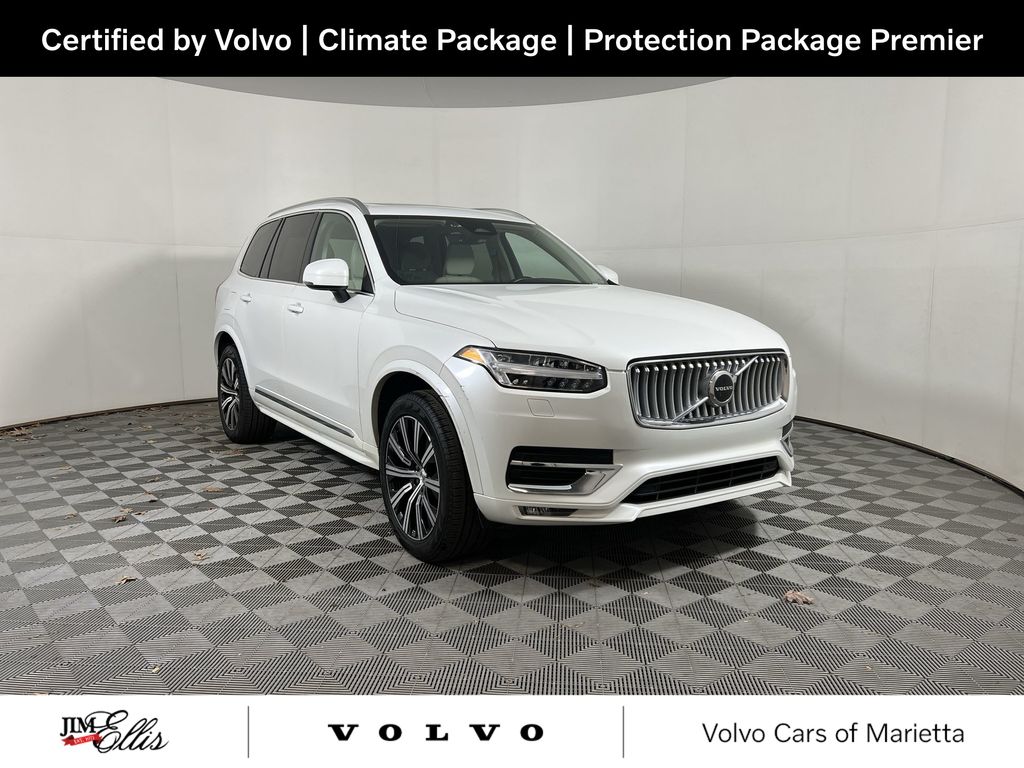 2024 Volvo XC90 Core's photo