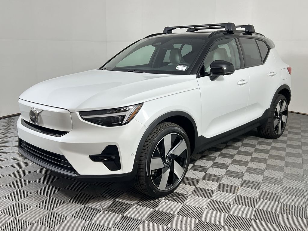 New 2026 Volvo EX40 Single Motor Extended Range Plus SUV