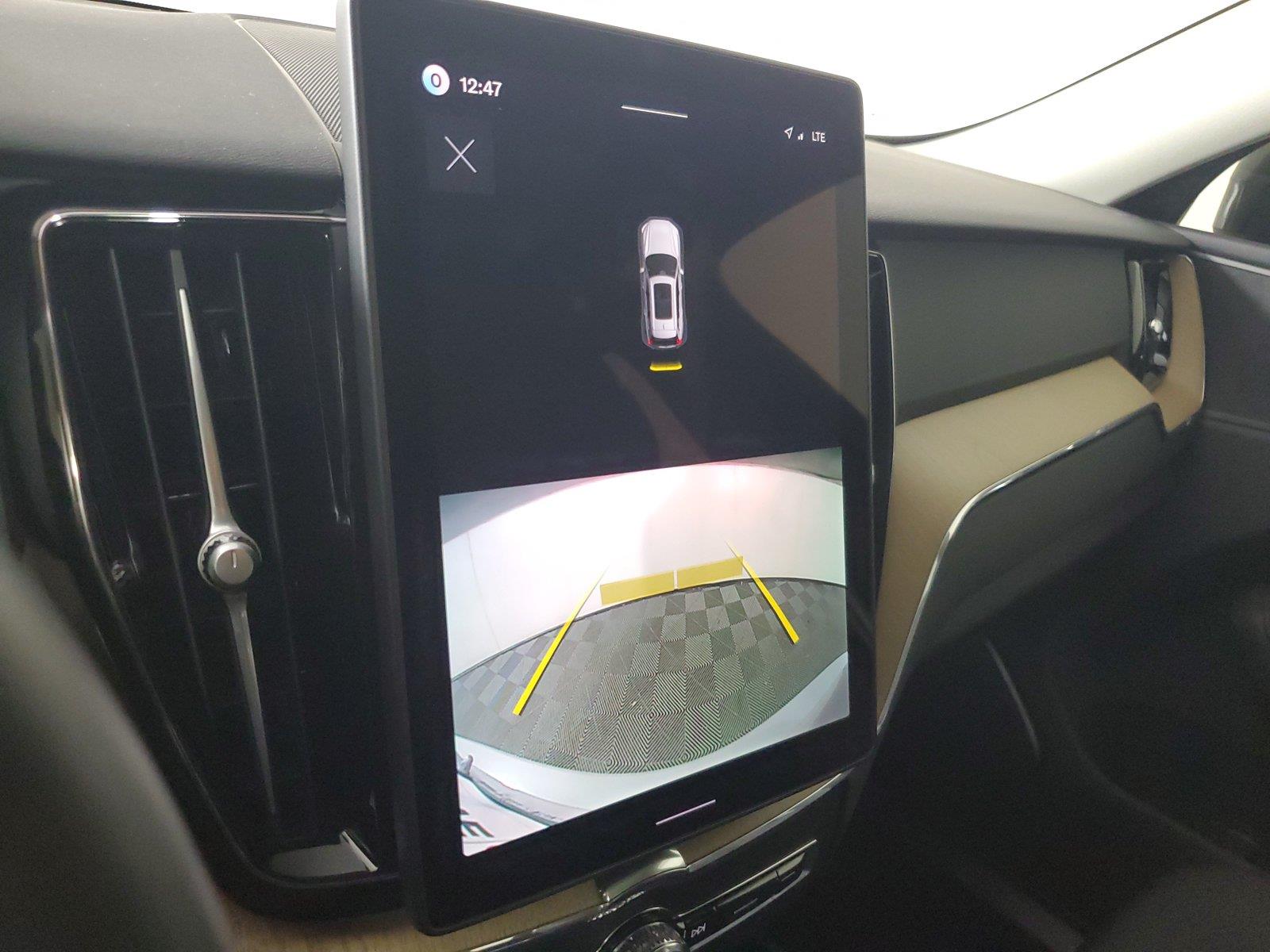 2026 Volvo XC60 Core - Photo 29
