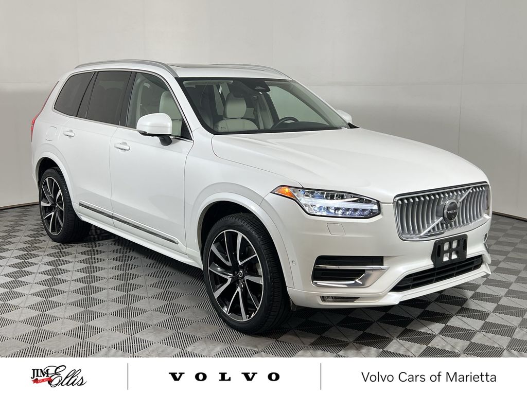 2024 Volvo XC90 Plus photo 2